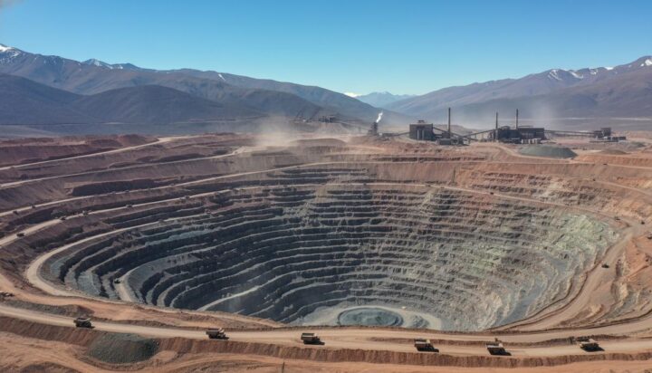 Металлы и ИИ толкают экономику Южной Америки: прогнозы Oxford Economics